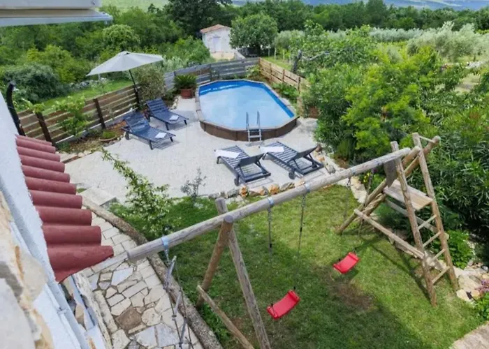 Mimosa Apartman *